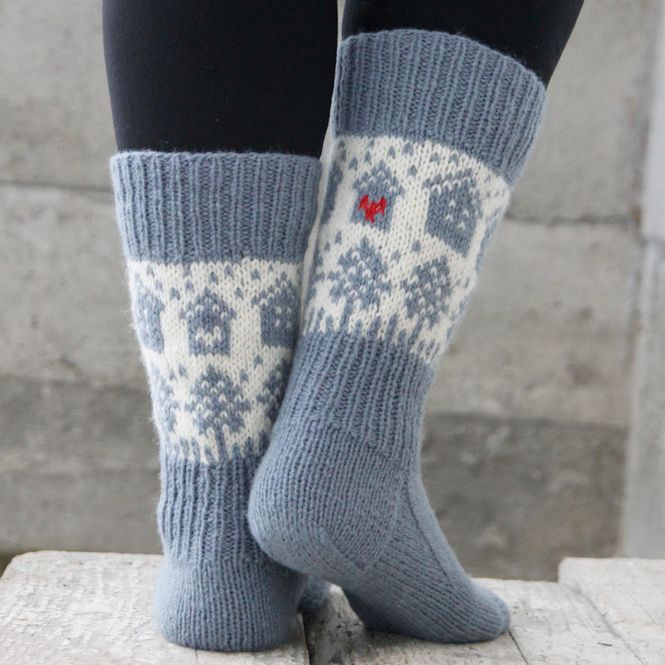 Hovedbilde Hyttesokken - Cabin socks - NO + ENG garnpakke